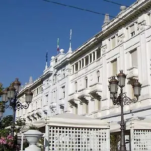 https://le-grand-hotel.emilia-romagnahotels.net